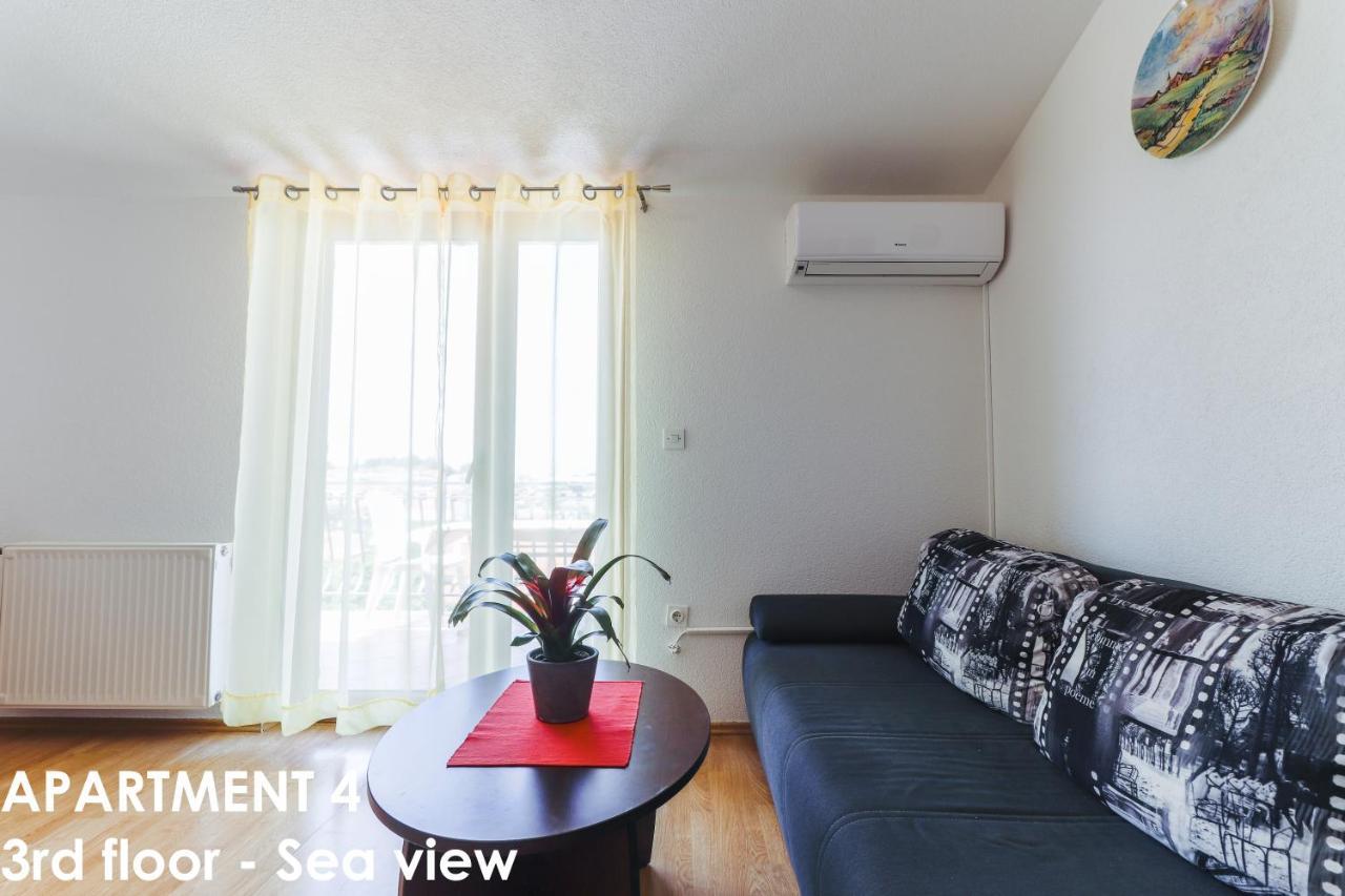 Beautiful Sea View Apartments - Niko Ceko Vrsar Exterior photo